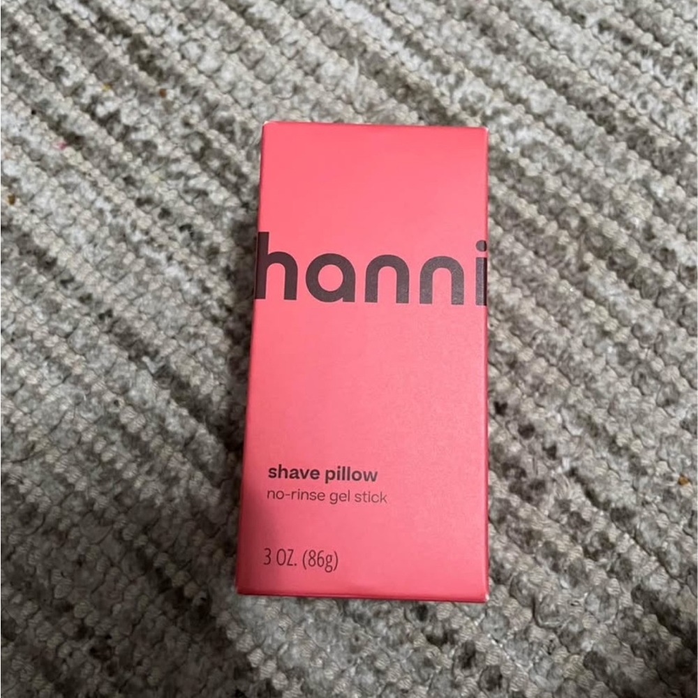 Hanni Shave Pillow Gel Stick